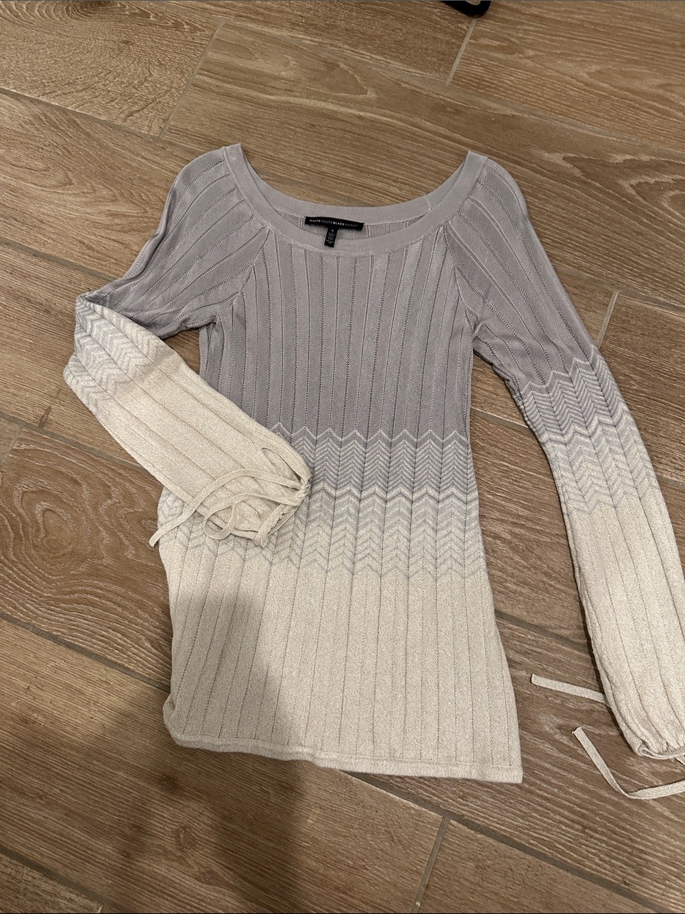 White House Black Market Gray to Cream Ombre Ribbed Long-Sleeve Top